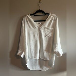 Keren Hart white v neck blouse size extra large